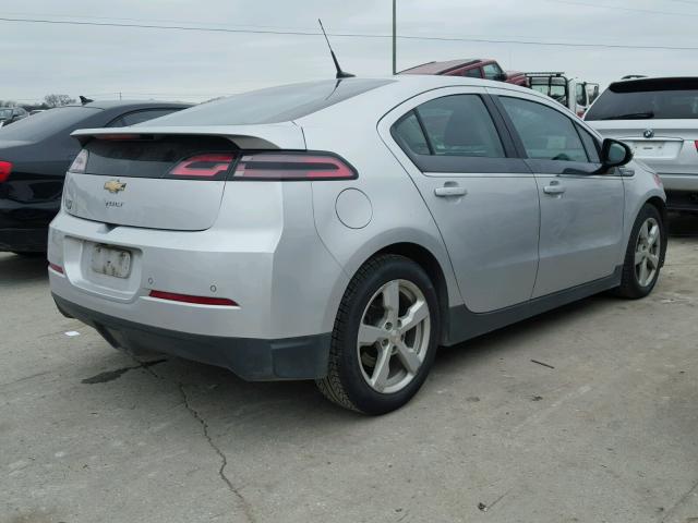 1G1RB6E48DU125075 - 2013 CHEVROLET VOLT SILVER photo 4