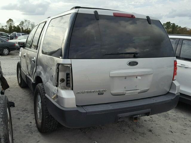 1FMRU15W23LC47808 - 2003 FORD EXPEDITION SILVER photo 3