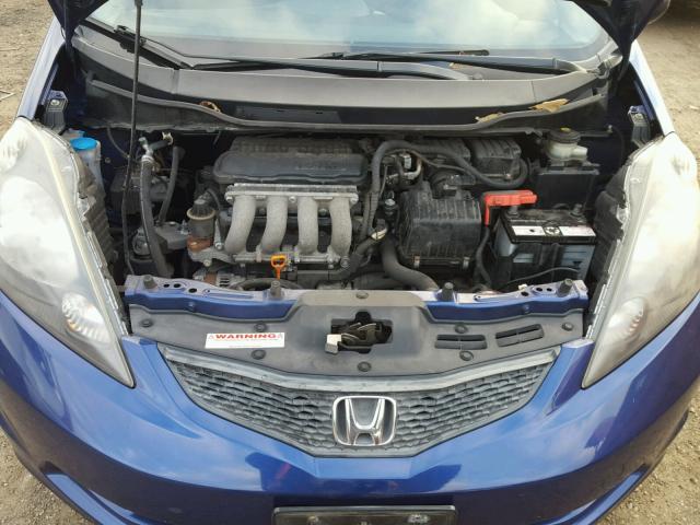 JHMGE8H2XAC007878 - 2010 HONDA FIT BLUE photo 7