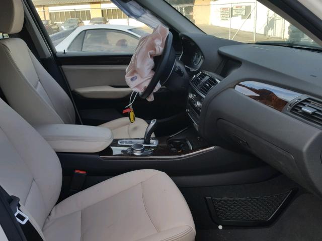 5UXWX9C36H0T18277 - 2017 BMW X3 XDRIVE2 WHITE photo 5