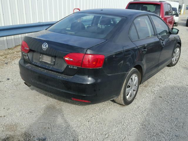 3VWDP7AJ9CM119256 - 2012 VOLKSWAGEN JETTA SE BLACK photo 4