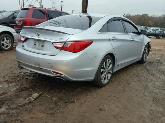 5NPEC4AB7DH801764 - 2013 HYUNDAI SONATA SE SILVER photo 4