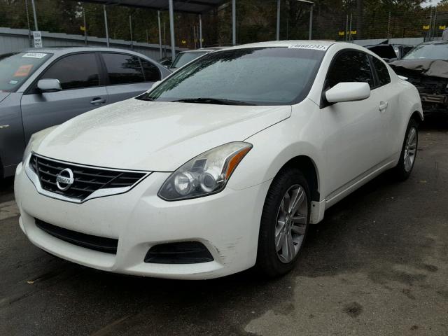 1N4AL2EP7AC132398 - 2010 NISSAN ALTIMA S WHITE photo 2