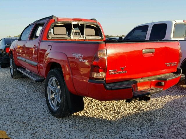 5TEKU72NX5Z138537 - 2005 TOYOTA TACOMA DOU RED photo 3