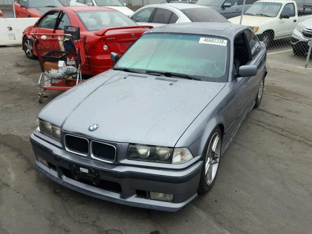 WBABF332XREF45645 - 1994 BMW 325 IS GRAY photo 2