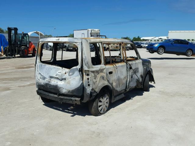 JTLKT324664047265 - 2006 TOYOTA SCION XB Gris foto 4