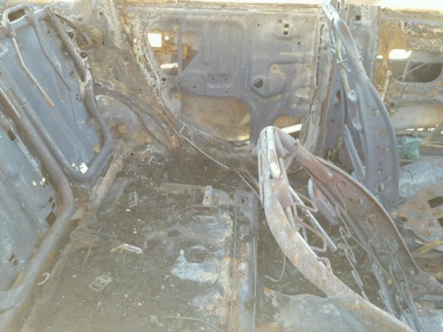 JTLKT324664047265 - 2006 TOYOTA SCION XB Gris foto 6