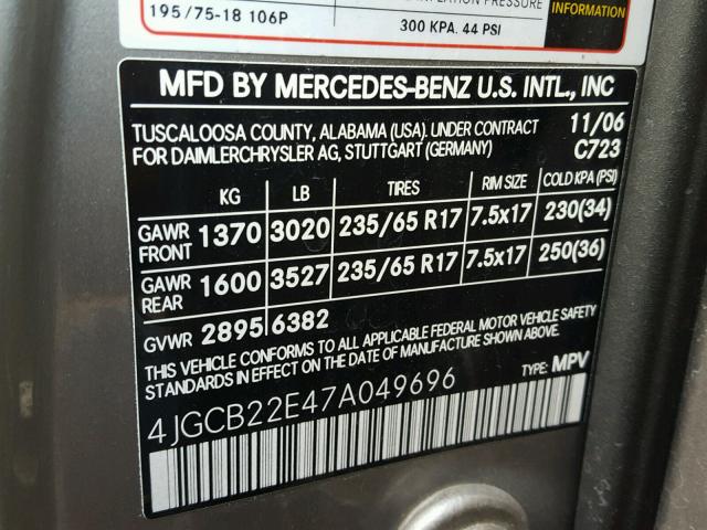 4JGCB22E47A049696 - 2007 MERCEDES-BENZ R 320 CDI SILVER photo 10