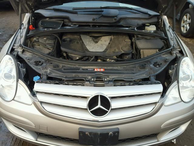 4JGCB22E47A049696 - 2007 MERCEDES-BENZ R 320 CDI SILVER photo 7