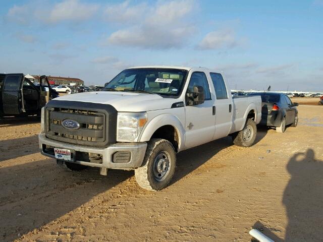 1FT7W2BT7FEA02467 - 2015 FORD F250 SUPER WHITE photo 2