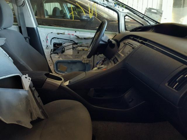 JTDKN3DU6D1636611 - 2013 TOYOTA PRIUS 白色 照片 5