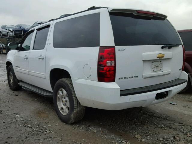 1GNSKJE30BR309856 - 2011 CHEVROLET SUBURBAN K WHITE photo 3