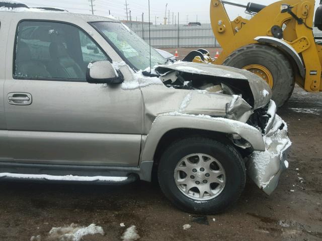 1GNEK13Z02R268939 - 2002 CHEVROLET TAHOE K150 BEIGE photo 9