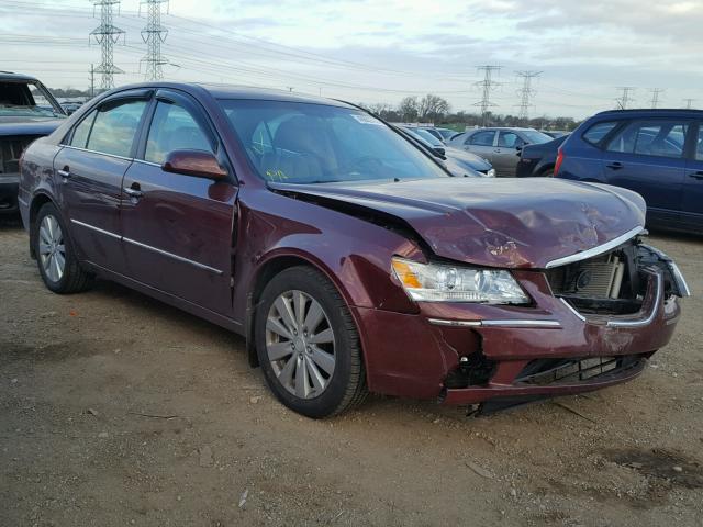 5NPEU46FX9H467598 - 2009 HYUNDAI SONATA SE MAROON photo 1