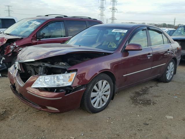 5NPEU46FX9H467598 - 2009 HYUNDAI SONATA SE MAROON photo 2