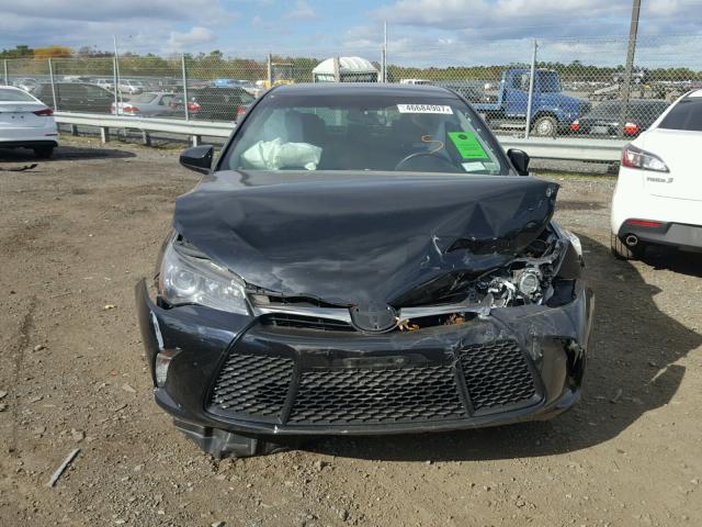 4T1BF1FK0FU968828 - 2015 TOYOTA CAMRY LE შავი ფოტო 7
