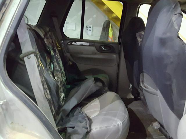 1GKDT13S742438122 - 2004 GMC ENVOY 银色 照片 6