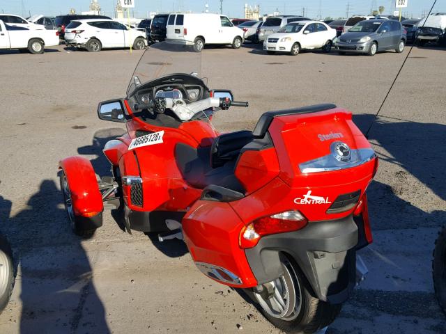 2BXJBHC14BV000116 - 2011 CAN-AM SPYDER ROA RED photo 3