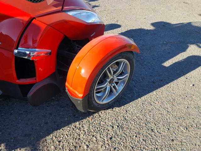 2BXJBHC14BV000116 - 2011 CAN-AM SPYDER ROA RED photo 9