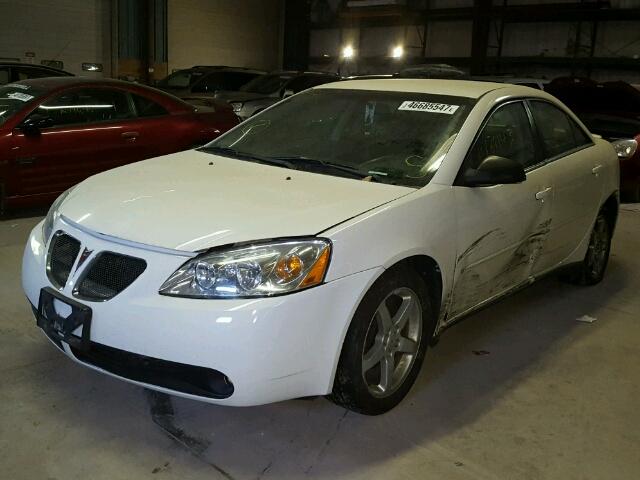 1G2ZG58N474246797 - 2007 PONTIAC G6 BASE WHITE photo 2