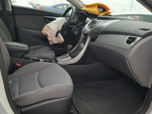 KMHDH4AE4CU208242 - 2012 HYUNDAI ELANTRA GL SILVER photo 5