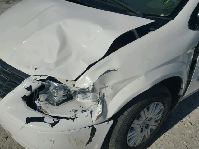 1A4GP45R46B739582 - 2006 CHRYSLER TOWN & COU WHITE photo 9