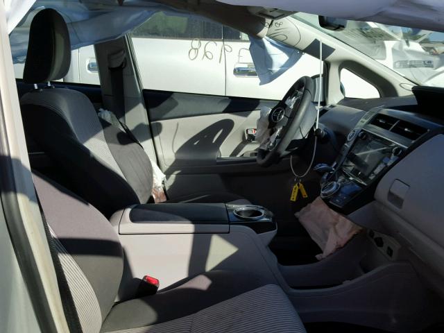 JTDZN3EU4FJ030210 - 2015 TOYOTA PRIUS V SILVER photo 5