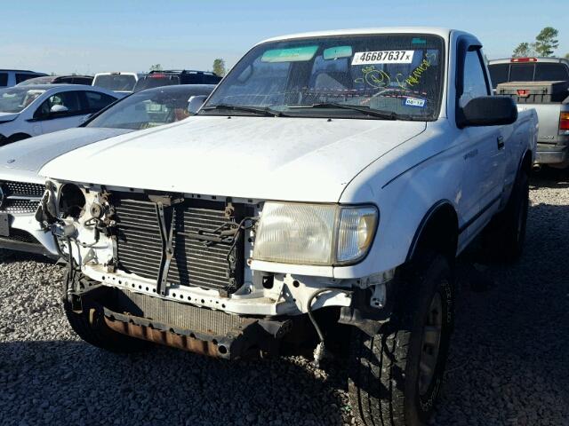 4TANM92N6YZ591932 - 2000 TOYOTA TACOMA PRE WHITE photo 2