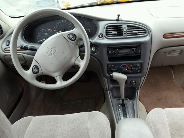 1G3NB52J2X6338638 - 1999 OLDSMOBILE CUTLASS GL 金色 照片 9