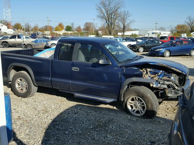 1B7GG12X42S721424 - 2002 DODGE DAKOTA BAS BLUE photo 9