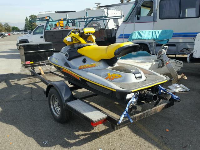 00000ZZN44249K102 - 2002 BOMBARDIER JETSKI YELLOW photo 3