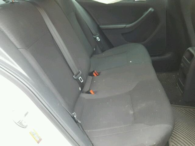 3VW2K7AJXFM284419 - 2015 VOLKSWAGEN JETTA BASE WHITE photo 6