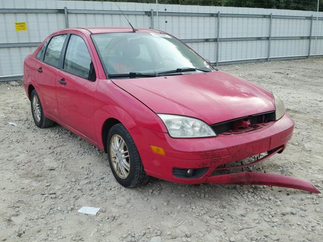 1FAHP34N56W162885 - 2006 FORD FOCUS ZX4 RED photo 1