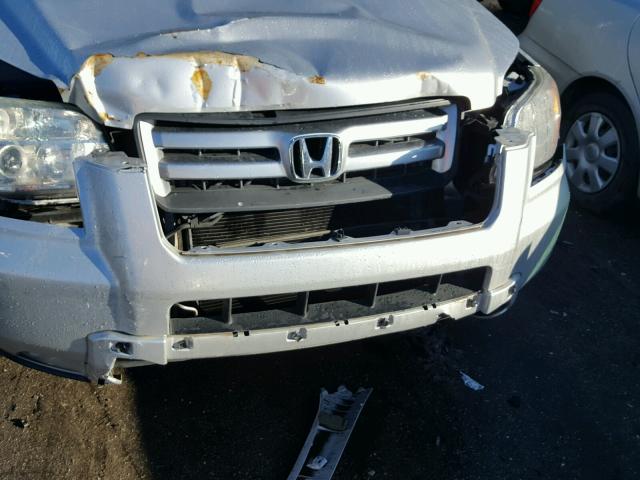 5FNYF28666B009026 - 2006 HONDA PILOT EX SILVER photo 9