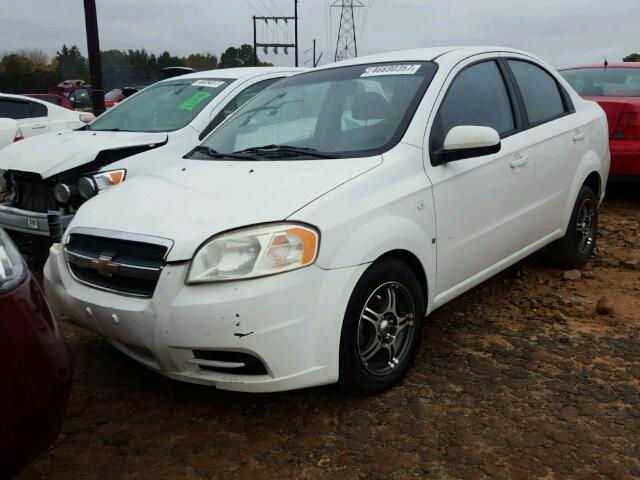 KL1TD56688B181687 - 2008 CHEVROLET AVEO BASE WHITE photo 2