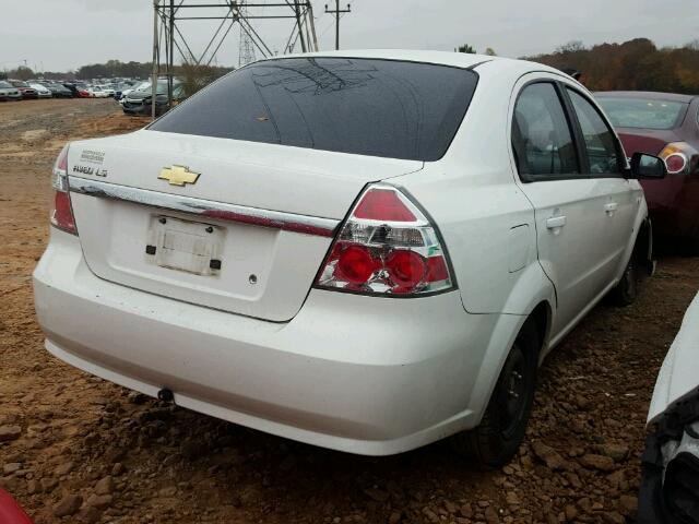 KL1TD56688B181687 - 2008 CHEVROLET AVEO BASE WHITE photo 4