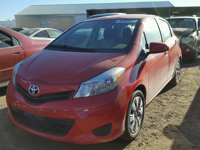 JTDKTUD30CD509658 - 2012 TOYOTA YARIS RED photo 2