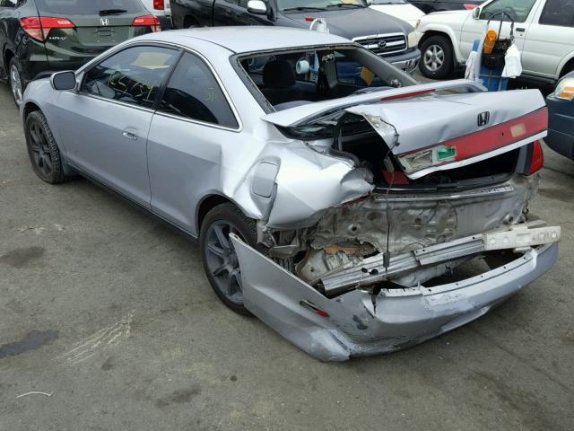 1HGCG3248YA002208 - 2000 HONDA ACCORD LX SILVER photo 3