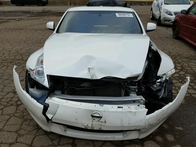 JN1AZ4EH2BM552212 - 2011 NISSAN 370Z BASE WHITE photo 9