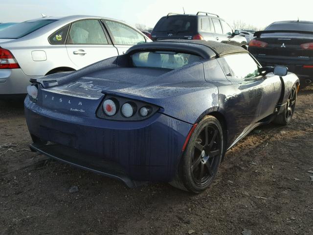 5YJRE1A32A1000556 - 2010 TESLA ROADSTER BLUE photo 4