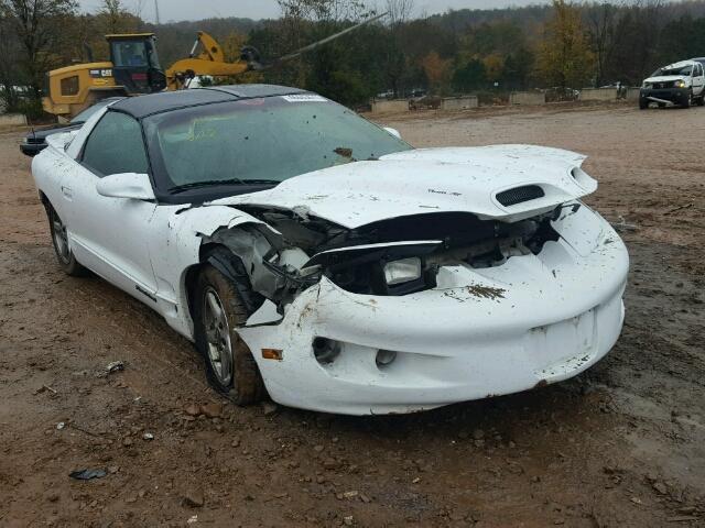 2G2FS22K5W2218882 - 1998 PONTIAC FIREBIRD WHITE photo 1