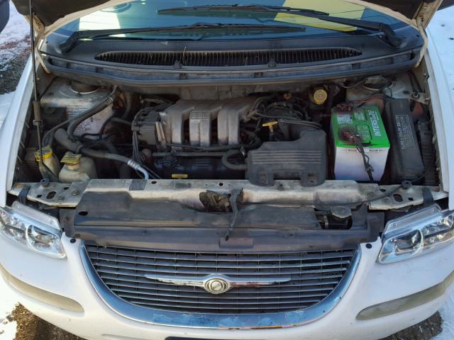 1C4GT64L7XB520661 - 1999 CHRYSLER TOWN & COU WHITE photo 7
