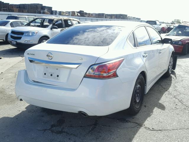 1N4AL3AP8FN369974 - 2015 NISSAN ALTIMA 2.5 WHITE photo 4