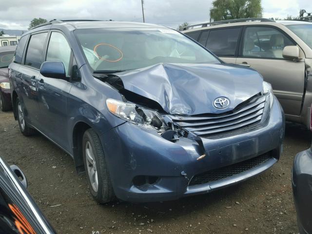 5TDKK3DC8GS746535 - 2016 TOYOTA SIENNA LE BLUE photo 1