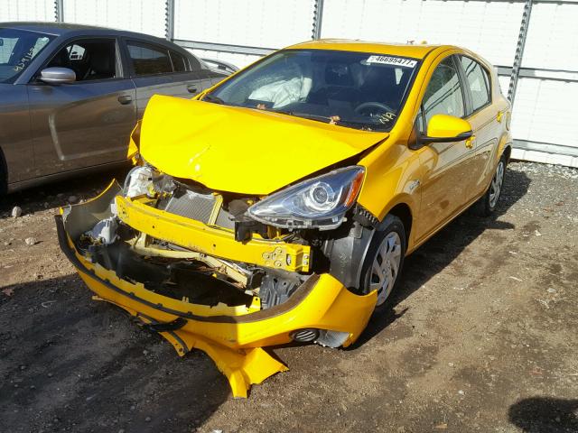 JTDKDTB38F1098655 - 2015 TOYOTA PRIUS C YELLOW photo 2