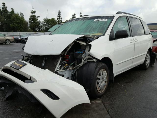 5TDZA23C56S450626 - 2006 TOYOTA SIENNA CE WHITE photo 2