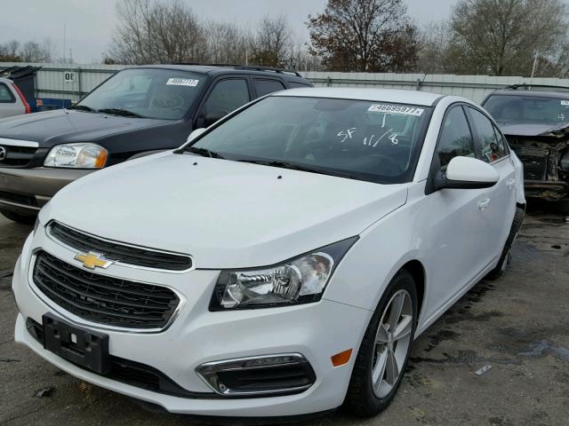 1G1PE5SB6F7154989 - 2015 CHEVROLET CRUZE LT WHITE photo 2