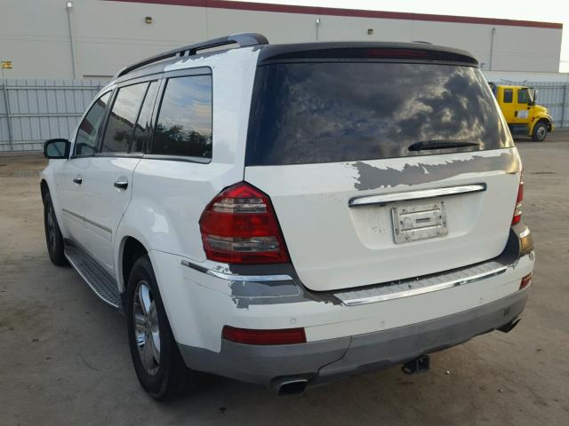 4JGBF71E97A184932 - 2007 MERCEDES-BENZ GL 450 4MA WHITE photo 3