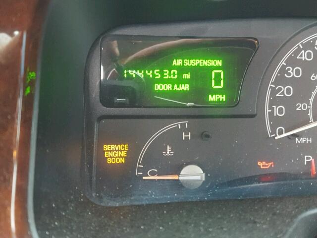 1LNHM82W75Y630111 - 2005 LINCOLN TOWN CAR S SILVER photo 8