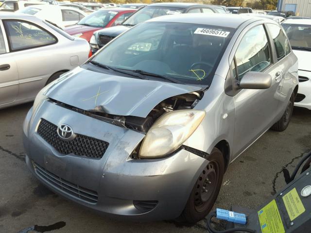 JTDJT923275052394 - 2007 TOYOTA YARIS GRAY photo 2